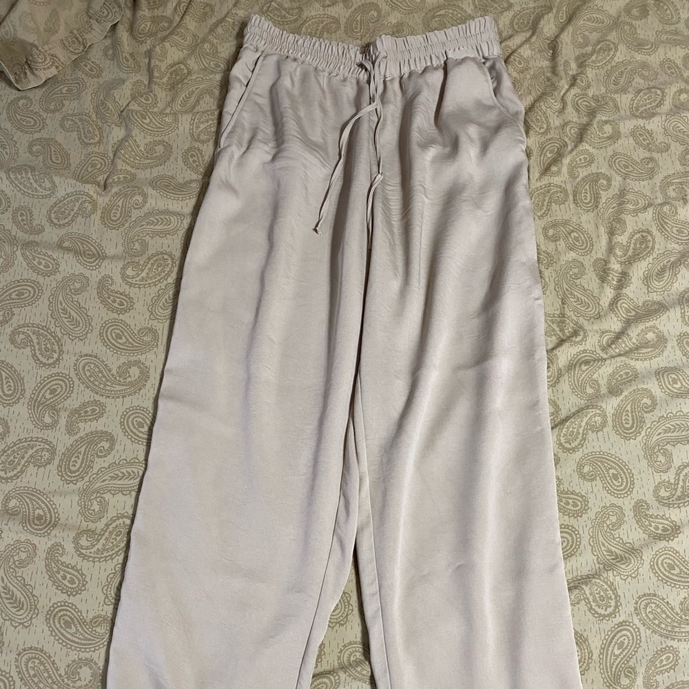 H&M Dressy Pants With Pockets